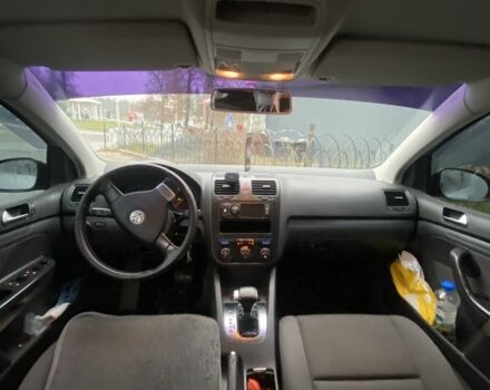 Сірий Фольксваген Гольф, об'ємом двигуна 1.6 л та пробігом 270 тис. км за 6000 $, фото 5 на Automoto.ua