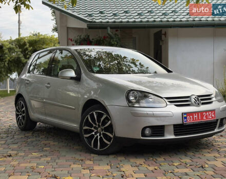 Серый Фольксваген Гольф, объемом двигателя 1.6 л и пробегом 240 тыс. км за 6550 $, фото 2 на Automoto.ua