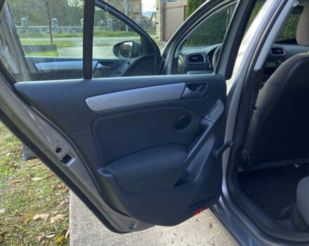 Сірий Фольксваген Гольф, об'ємом двигуна 1.39 л та пробігом 234 тис. км за 7300 $, фото 20 на Automoto.ua