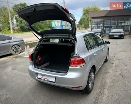 Серый Фольксваген Гольф, объемом двигателя 1.39 л и пробегом 235 тыс. км за 8400 $, фото 38 на Automoto.ua