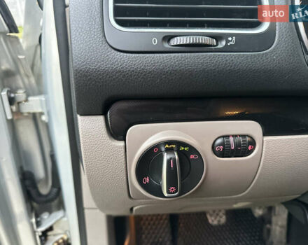 Серый Фольксваген Гольф, объемом двигателя 1.97 л и пробегом 284 тыс. км за 7677 $, фото 17 на Automoto.ua