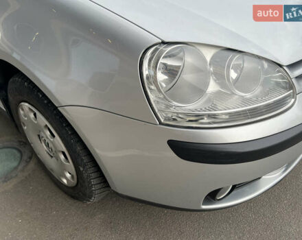 Серый Фольксваген Гольф, объемом двигателя 1.6 л и пробегом 98 тыс. км за 8100 $, фото 8 на Automoto.ua