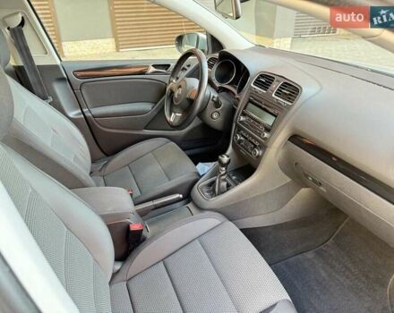 Сірий Фольксваген Гольф, об'ємом двигуна 1.6 л та пробігом 213 тис. км за 7700 $, фото 13 на Automoto.ua