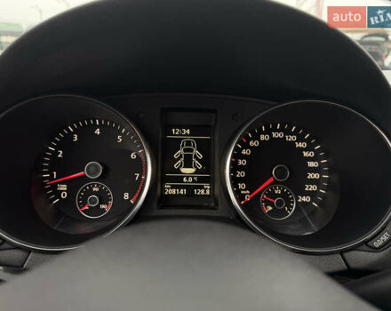 Серый Фольксваген Гольф, объемом двигателя 1.6 л и пробегом 208 тыс. км за 7999 $, фото 42 на Automoto.ua