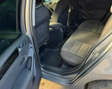 Фольксваген Гольф 2009 в Хмельницком на Automoto.ua Серый Фольксваген Гольф, объемом двигателя 1.97 л и пробегом 233 тыс. км за 8000 $, фото 10 на Automoto.ua