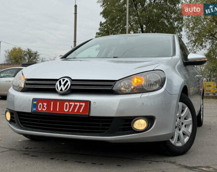 Серый Фольксваген Гольф, объемом двигателя 1.6 л и пробегом 222 тыс. км за 7999 $, фото 1 на Automoto.ua