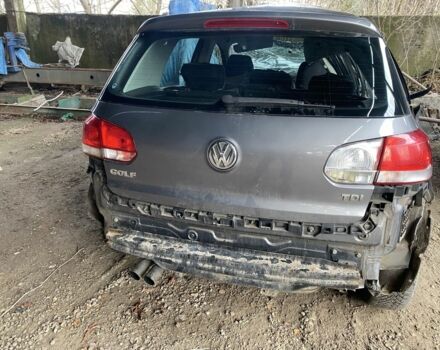 Сірий Фольксваген Гольф, об'ємом двигуна 2 л та пробігом 156 тис. км за 1600 $, фото 1 на Automoto.ua