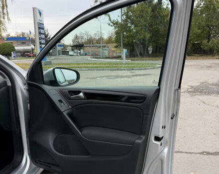 Серый Фольксваген Гольф, объемом двигателя 1.6 л и пробегом 222 тыс. км за 7999 $, фото 28 на Automoto.ua