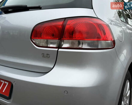 Серый Фольксваген Гольф, объемом двигателя 1.6 л и пробегом 222 тыс. км за 7999 $, фото 21 на Automoto.ua