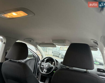 Серый Фольксваген Гольф, объемом двигателя 1.6 л и пробегом 208 тыс. км за 7999 $, фото 38 на Automoto.ua