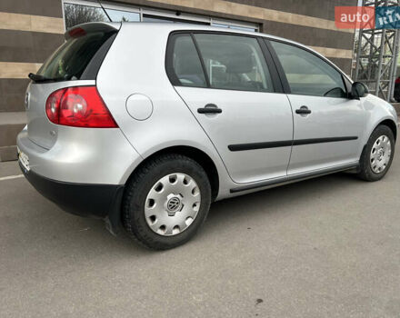 Серый Фольксваген Гольф, объемом двигателя 1.6 л и пробегом 98 тыс. км за 8100 $, фото 4 на Automoto.ua