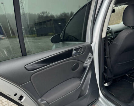 Серый Фольксваген Гольф, объемом двигателя 1.39 л и пробегом 165 тыс. км за 7799 $, фото 21 на Automoto.ua