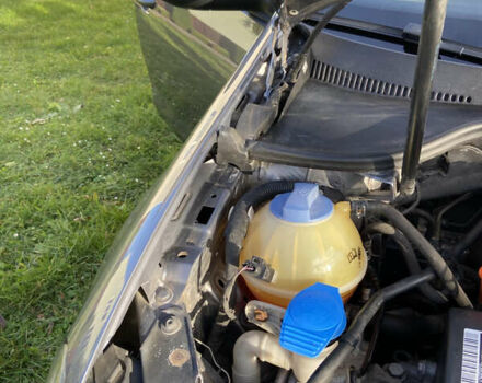 Сірий Фольксваген Гольф, об'ємом двигуна 1.39 л та пробігом 234 тис. км за 7300 $, фото 36 на Automoto.ua