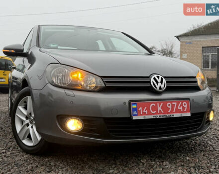 Серый Фольксваген Гольф, объемом двигателя 1.6 л и пробегом 208 тыс. км за 7999 $, фото 7 на Automoto.ua
