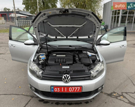 Серый Фольксваген Гольф, объемом двигателя 1.6 л и пробегом 222 тыс. км за 7999 $, фото 46 на Automoto.ua