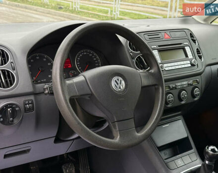 Сірий Фольксваген Гольф, об'ємом двигуна 1.6 л та пробігом 204 тис. км за 7700 $, фото 13 на Automoto.ua
