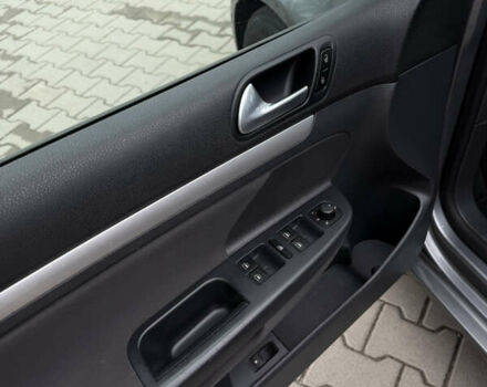 Серый Фольксваген Гольф, объемом двигателя 1.4 л и пробегом 204 тыс. км за 6350 $, фото 18 на Automoto.ua