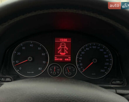 Серый Фольксваген Гольф, объемом двигателя 1.4 л и пробегом 204 тыс. км за 6350 $, фото 36 на Automoto.ua