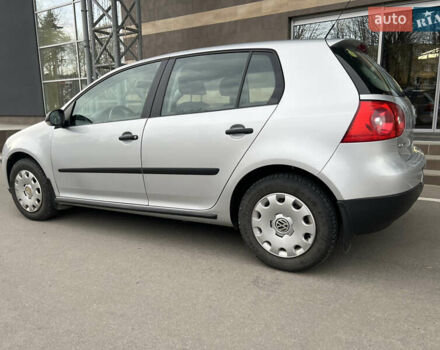 Серый Фольксваген Гольф, объемом двигателя 1.6 л и пробегом 98 тыс. км за 8100 $, фото 18 на Automoto.ua