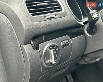 Сірий Фольксваген Гольф, об'ємом двигуна 1.4 л та пробігом 232 тис. км за 8199 $, фото 12 на Automoto.ua