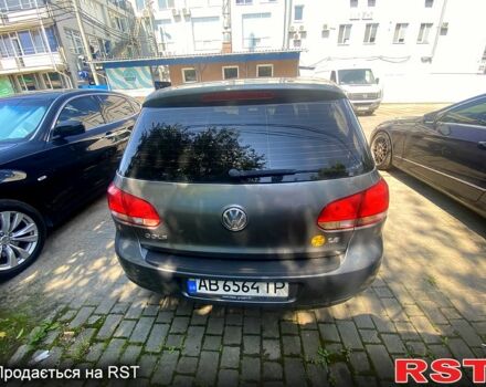 Серый Фольксваген Гольф, объемом двигателя 1.6 л и пробегом 185 тыс. км за 7800 $, фото 2 на Automoto.ua