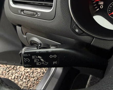 Серый Фольксваген Гольф, объемом двигателя 1.6 л и пробегом 208 тыс. км за 7999 $, фото 43 на Automoto.ua