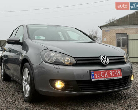 Серый Фольксваген Гольф, объемом двигателя 1.6 л и пробегом 208 тыс. км за 7999 $, фото 11 на Automoto.ua