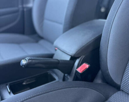 Сірий Фольксваген Гольф, об'ємом двигуна 1.6 л та пробігом 207 тис. км за 7790 $, фото 28 на Automoto.ua