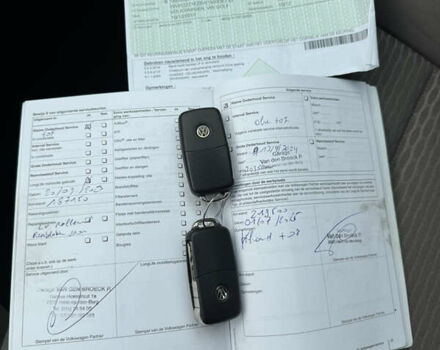 Серый Фольксваген Гольф, объемом двигателя 1.6 л и пробегом 220 тыс. км за 9300 $, фото 16 на Automoto.ua