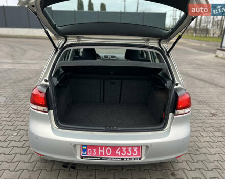 Серый Фольксваген Гольф, объемом двигателя 1.4 л и пробегом 209 тыс. км за 8800 $, фото 11 на Automoto.ua