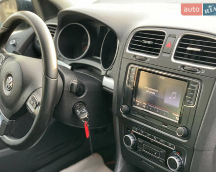 Серый Фольксваген Гольф, объемом двигателя 1.4 л и пробегом 213 тыс. км за 8450 $, фото 23 на Automoto.ua