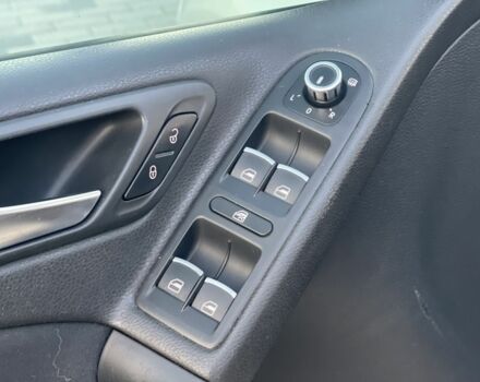 Серый Фольксваген Гольф, объемом двигателя 1.4 л и пробегом 232 тыс. км за 7300 $, фото 17 на Automoto.ua