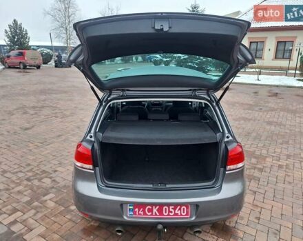 Серый Фольксваген Гольф, объемом двигателя 1.6 л и пробегом 223 тыс. км за 7650 $, фото 41 на Automoto.ua