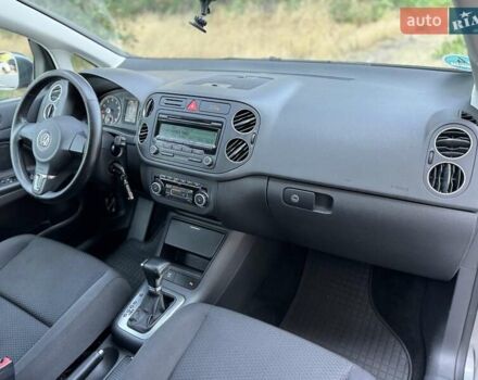 Сірий Фольксваген Гольф, об'ємом двигуна 1.39 л та пробігом 165 тис. км за 8700 $, фото 14 на Automoto.ua