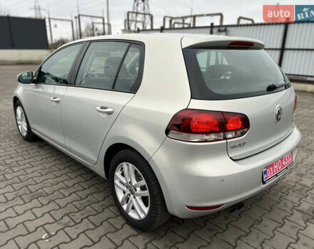 Серый Фольксваген Гольф, объемом двигателя 1.4 л и пробегом 209 тыс. км за 8800 $, фото 4 на Automoto.ua