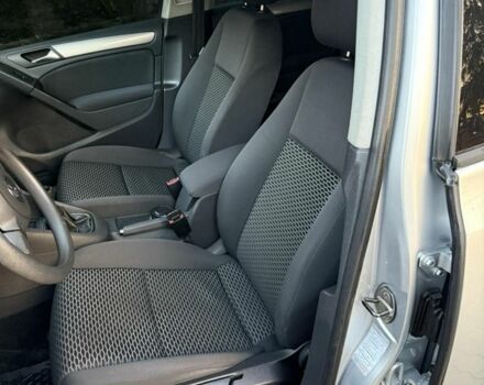 Серый Фольксваген Гольф, объемом двигателя 1.6 л и пробегом 216 тыс. км за 7350 $, фото 7 на Automoto.ua