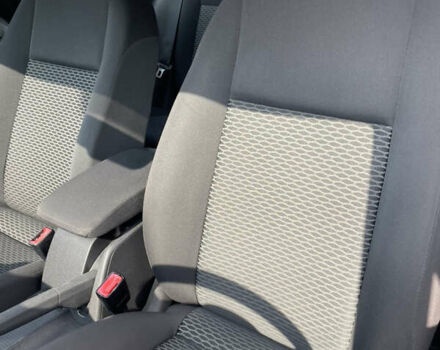 Сірий Фольксваген Гольф, об'ємом двигуна 1.39 л та пробігом 137 тис. км за 7700 $, фото 14 на Automoto.ua