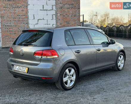 Сірий Фольксваген Гольф, об'ємом двигуна 1.39 л та пробігом 215 тис. км за 8700 $, фото 2 на Automoto.ua