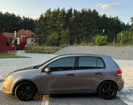 Серый Фольксваген Гольф, объемом двигателя 1.6 л и пробегом 250 тыс. км за 7800 $, фото 3 на Automoto.ua