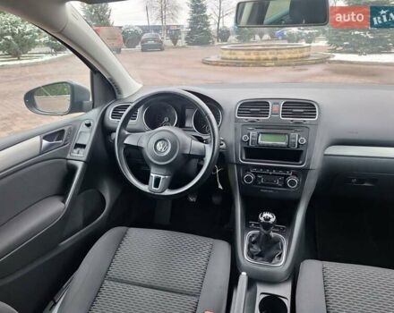 Серый Фольксваген Гольф, объемом двигателя 1.6 л и пробегом 223 тыс. км за 7650 $, фото 38 на Automoto.ua