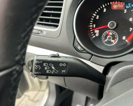 Серый Фольксваген Гольф, объемом двигателя 1.4 л и пробегом 209 тыс. км за 8800 $, фото 28 на Automoto.ua