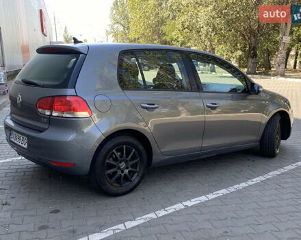 Серый Фольксваген Гольф, объемом двигателя 1.39 л и пробегом 300 тыс. км за 6700 $, фото 4 на Automoto.ua