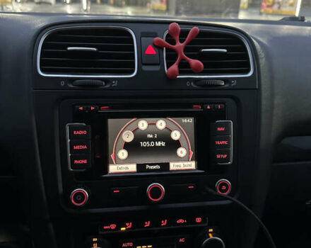 Серый Фольксваген Гольф, объемом двигателя 1.2 л и пробегом 189 тыс. км за 8200 $, фото 16 на Automoto.ua