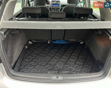 Серый Фольксваген Гольф, объемом двигателя 1.6 л и пробегом 267 тыс. км за 6650 $, фото 44 на Automoto.ua