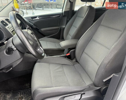 Сірий Фольксваген Гольф, об'ємом двигуна 1.6 л та пробігом 275 тис. км за 6350 $, фото 22 на Automoto.ua