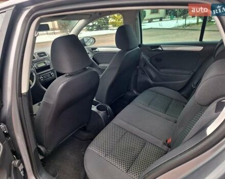 Серый Фольксваген Гольф, объемом двигателя 1.6 л и пробегом 223 тыс. км за 7650 $, фото 39 на Automoto.ua