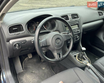 Серый Фольксваген Гольф, объемом двигателя 1.39 л и пробегом 172 тыс. км за 8500 $, фото 7 на Automoto.ua