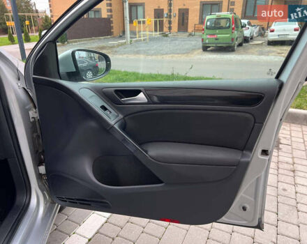 Серый Фольксваген Гольф, объемом двигателя 1.6 л и пробегом 267 тыс. км за 6650 $, фото 50 на Automoto.ua