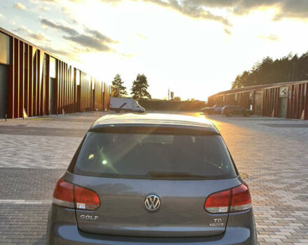 Серый Фольксваген Гольф, объемом двигателя 1.6 л и пробегом 250 тыс. км за 7800 $, фото 5 на Automoto.ua