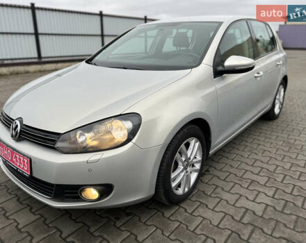 Серый Фольксваген Гольф, объемом двигателя 1.4 л и пробегом 209 тыс. км за 8800 $, фото 6 на Automoto.ua